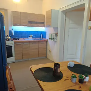 Apartmán S Terasou A Zahradou, Brno